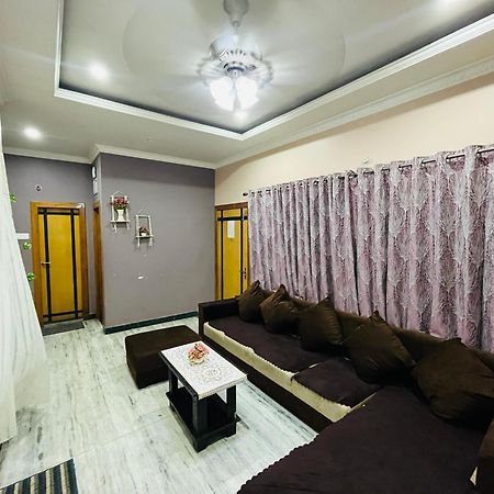 The Q3 Inn Guwahati Dış mekan fotoğraf