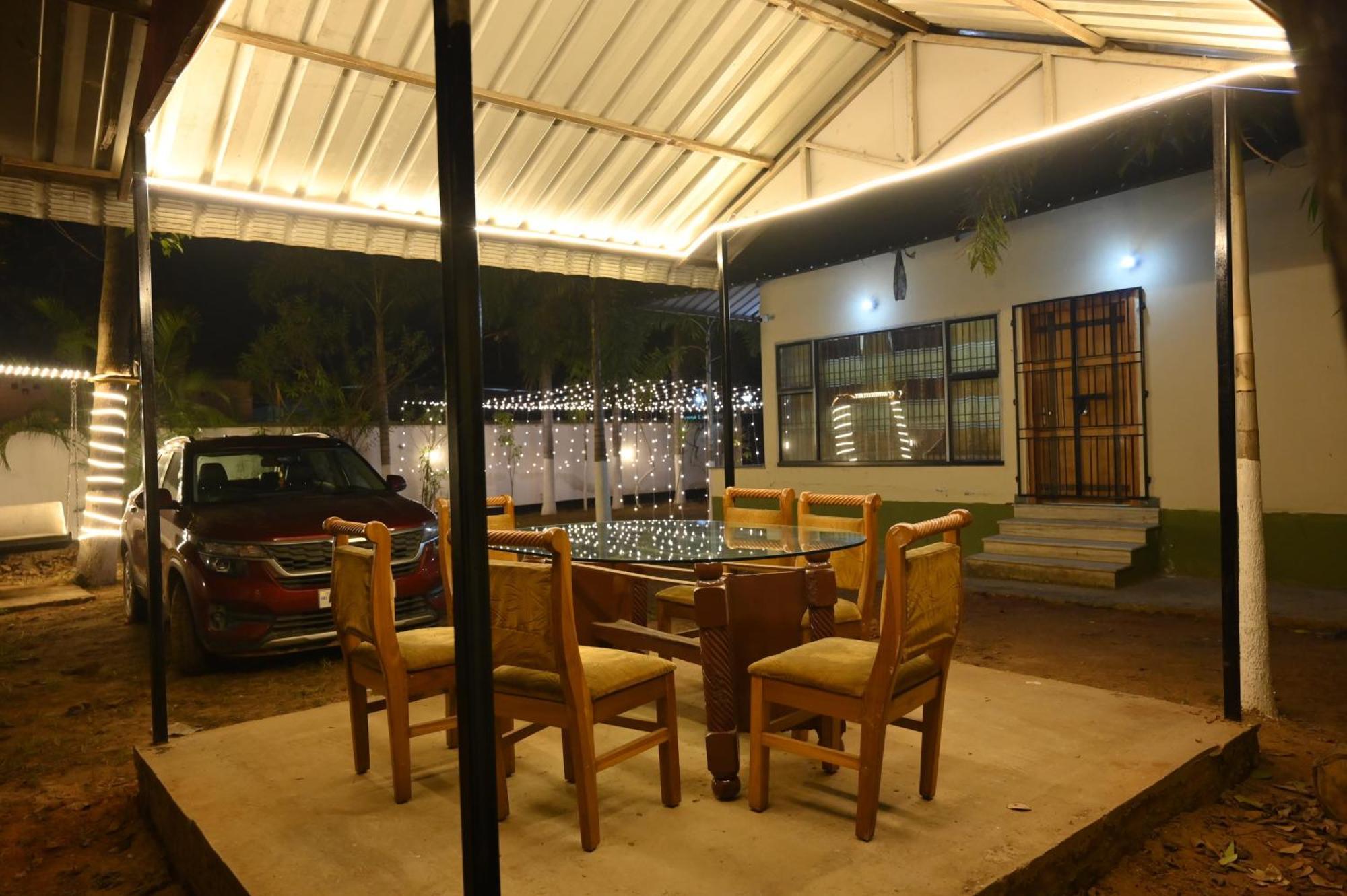 The Q3 Inn Guwahati Dış mekan fotoğraf