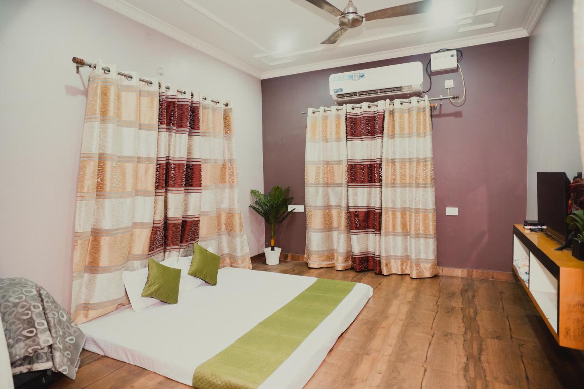 The Q3 Inn Guwahati Dış mekan fotoğraf
